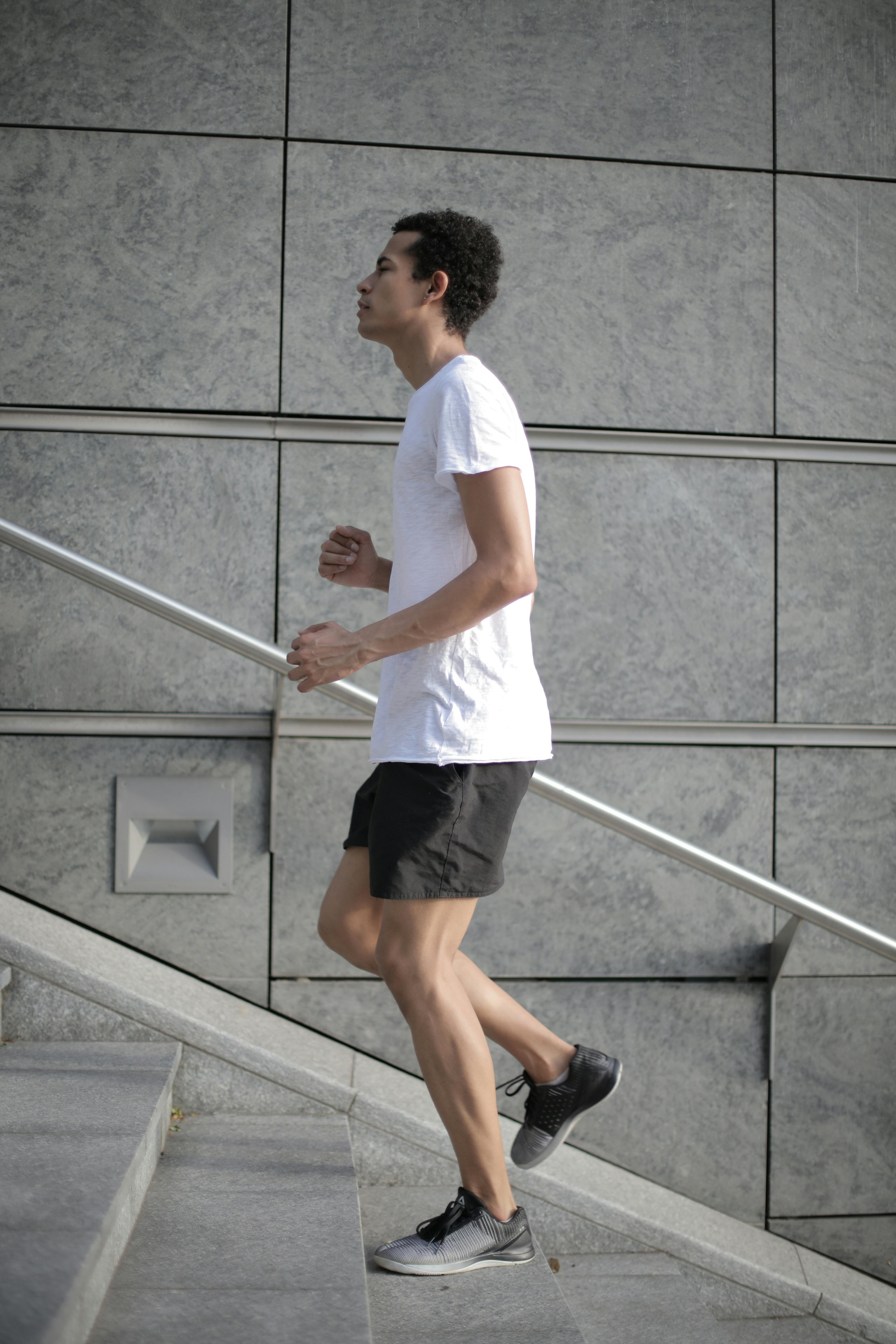 Massage and Chronic Discomfort: What the Research Really Shows